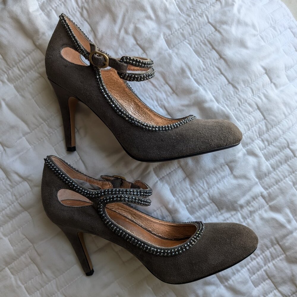 NWOT Miss Albright from Anthro taupe suede embellished Mary Jane stiletto size 9